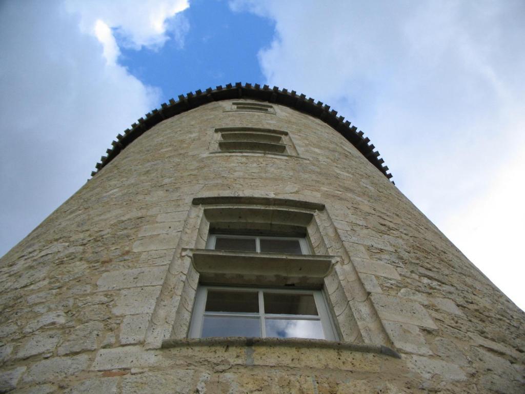 Chateau De Fourcès Dış mekan fotoğraf